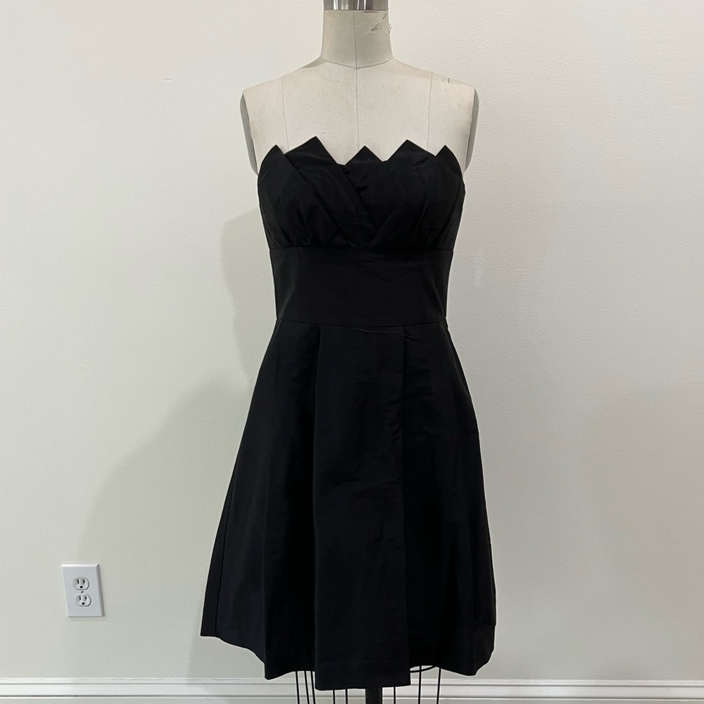 Tina Turk size 4 cocktail dress nwt